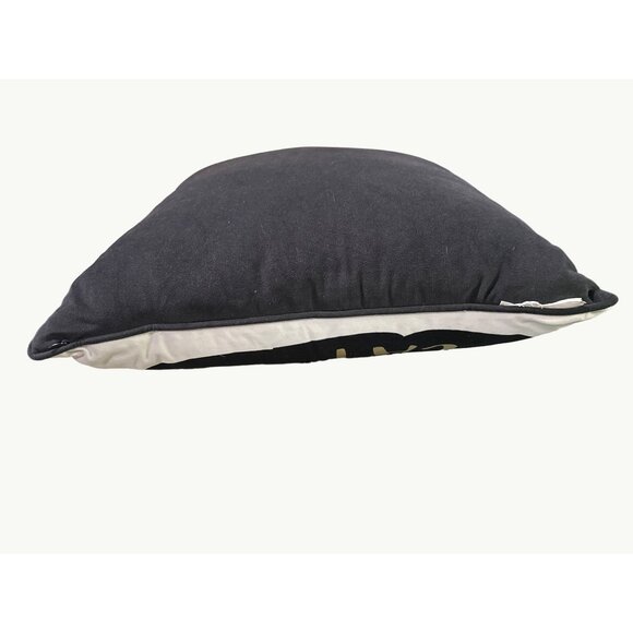 Decorative Pillow With Cat Silhouette Quote All You Need Is Love And A Cat - Picture 3 of 7